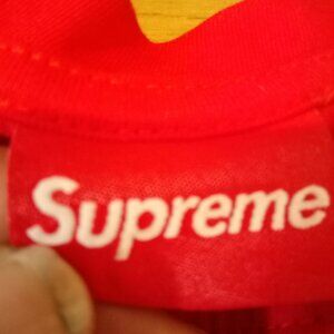 Selling a brand new supreme 20th anniversary box logo Tshirt.